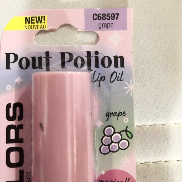 2 Pout potion scented lip oils in orange strawberry mint coconut pineapple grape - Picture 4 of 16